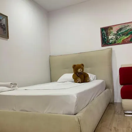 And Cozy X 4 Victoria * Tirana