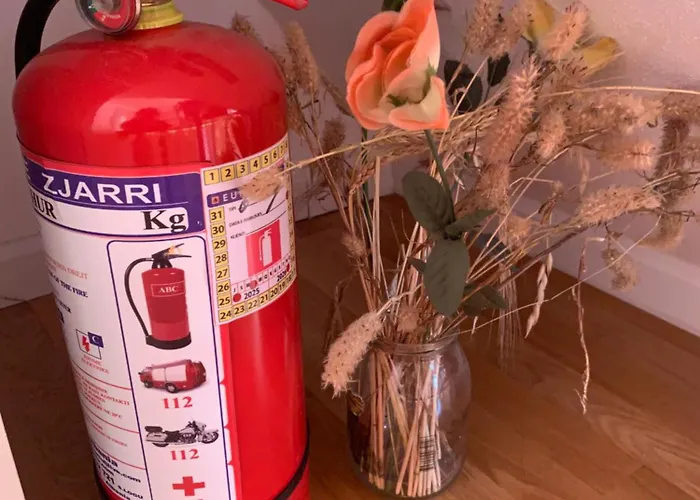 Apartamento And Cozy X 4 Victoria Tirana